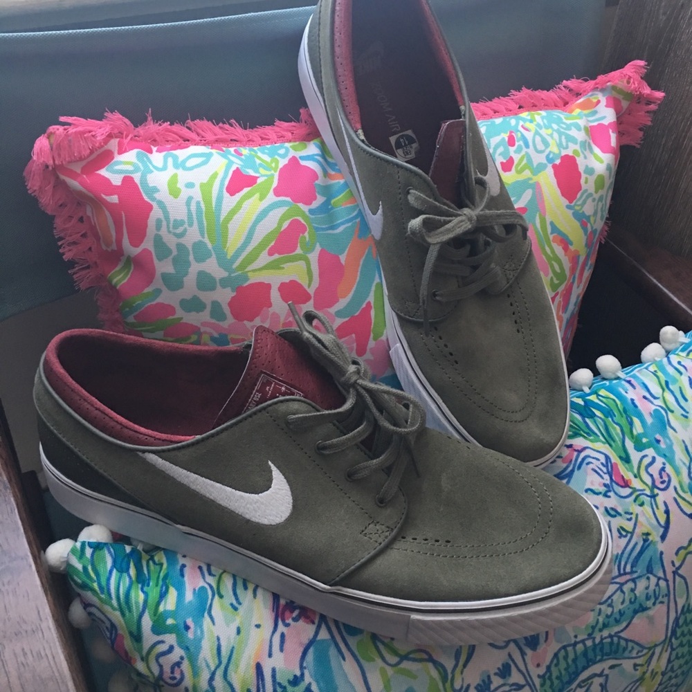 Final SALE! Men’s Nike Shoes